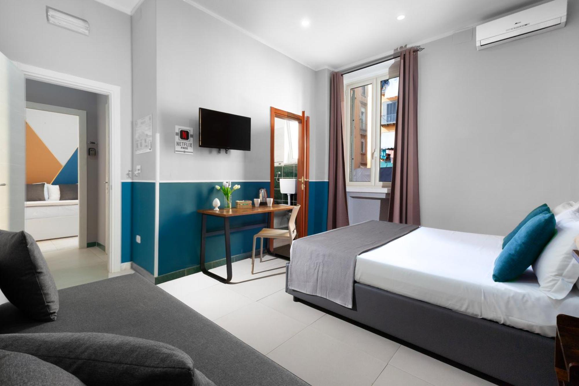 Guest house Royal Station Naples